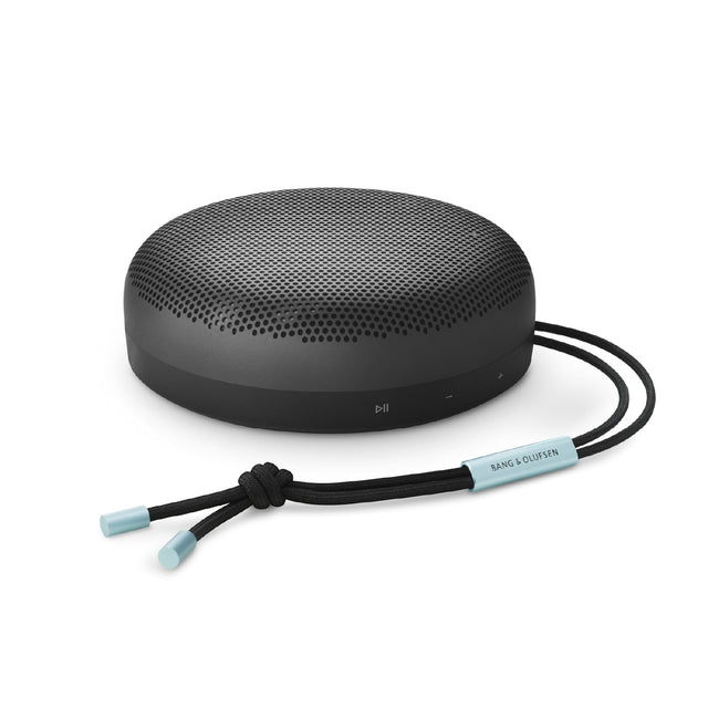 Bang-Olufsen-Beosound-A1-2nd-Gen-防水藍牙喇叭-正面展示-Anthracite Oxygen